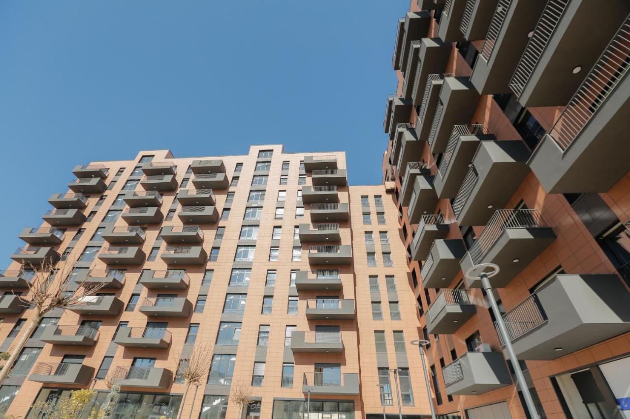 Miku Apartment - Glamorous 1Bedroom Apartment At Olympic Residence Tirana Exterior foto